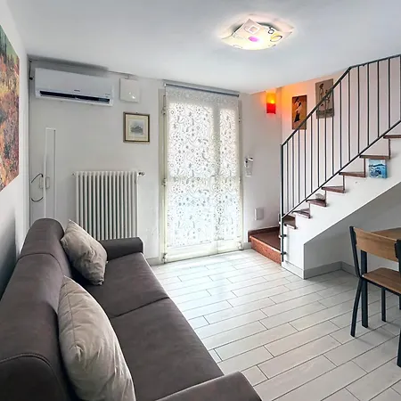 Guesthost - Historic Center Two-levels Flat X6 Appartamento Ravenna