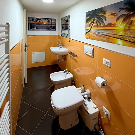 Guesthost - Historic Center Two-levels Flat X6 Appartamento Ravenna